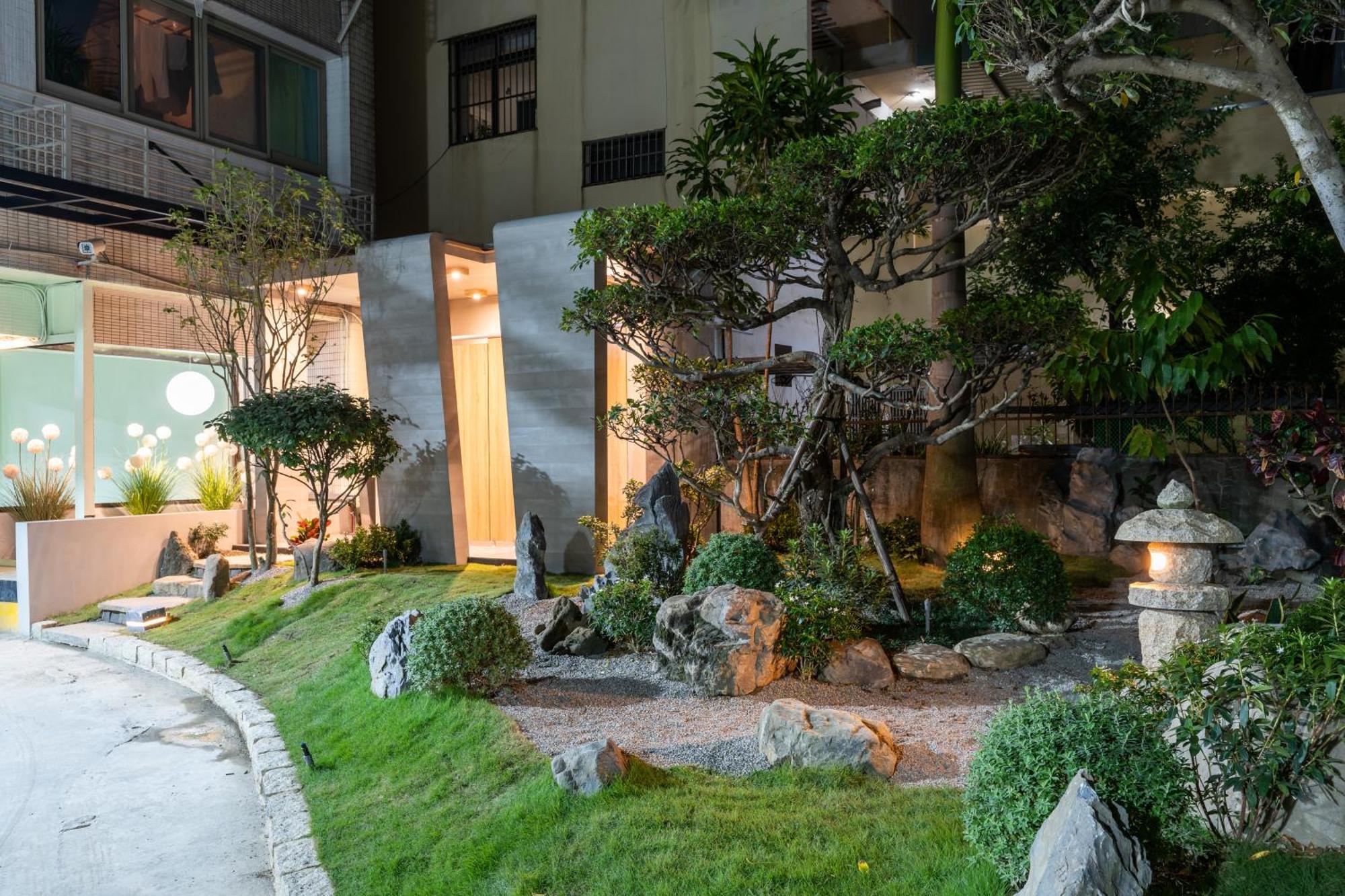 Etung Hotel Taichung Exterior photo