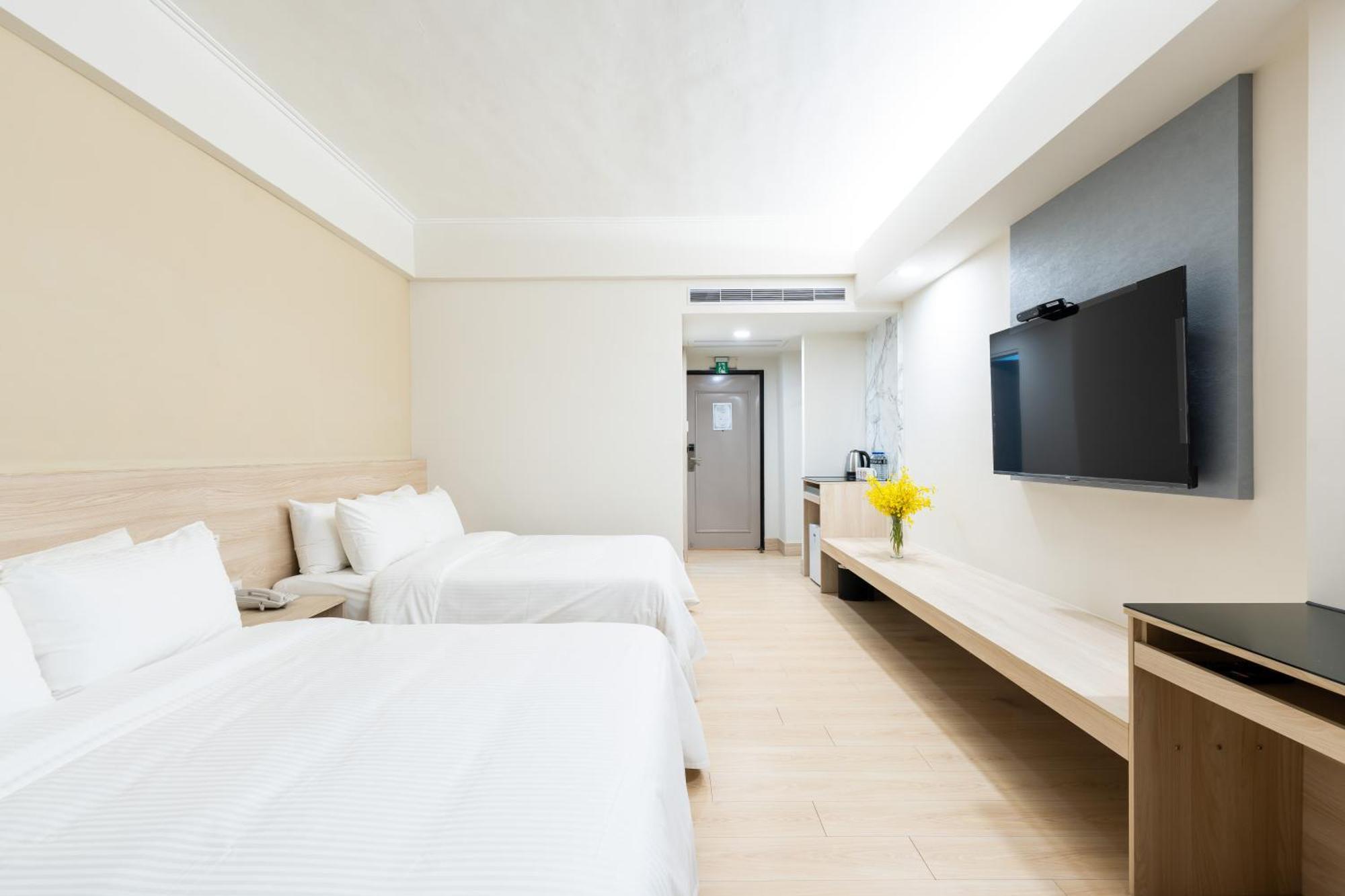 Etung Hotel Taichung Exterior photo