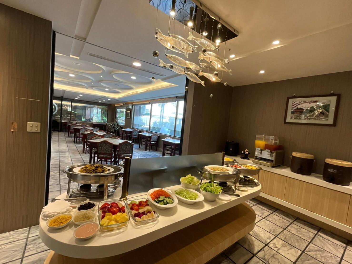 Etung Hotel Taichung Exterior photo