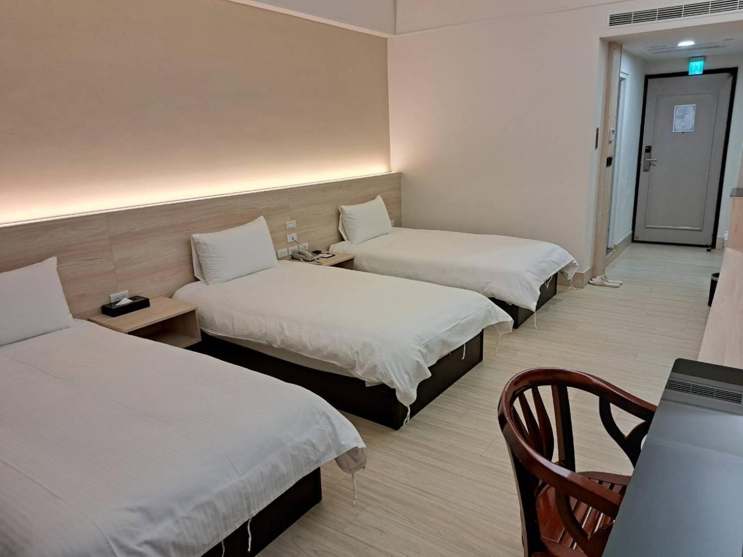 Etung Hotel Taichung Exterior photo
