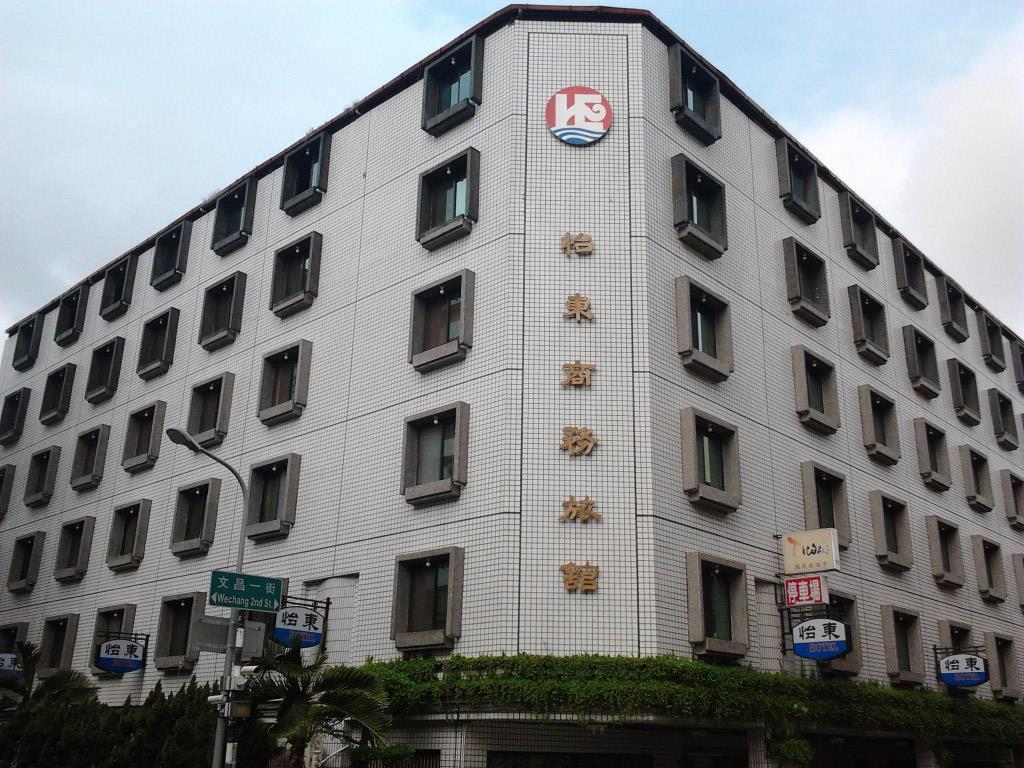 Etung Hotel Taichung Exterior photo